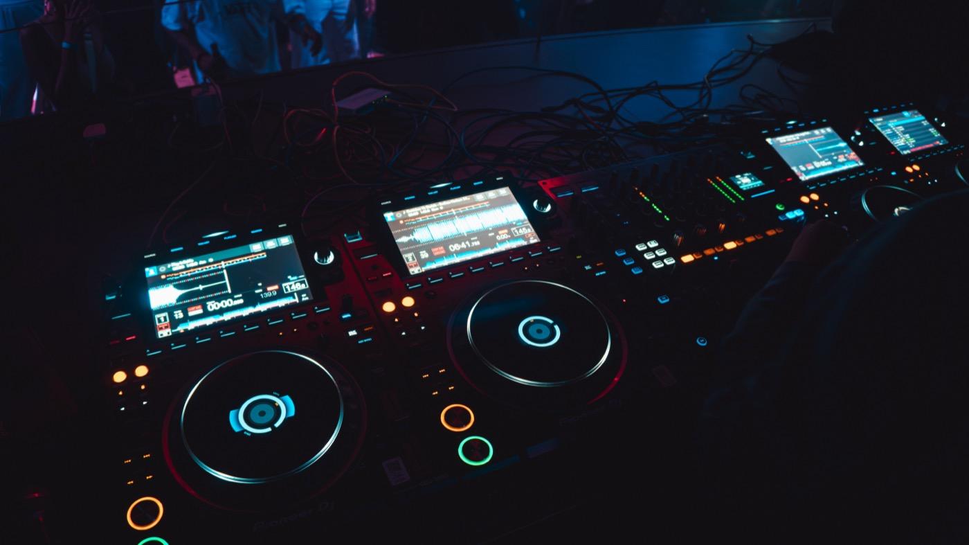 Deck Glow